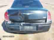 2005 Chrysler 300 Touring с VIN 2C3JA53G75H632198, выставлен на аукционе IAAI как лот 43226874 с пробегом 198 282 миль миль и . История ставок и продаж доступна на DreamBid. Изображение 6.
