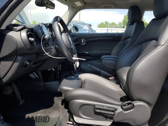 2019 MINI Hardtop Cooper S with VIN WMWXP7C53K2A51753, listed as a Copart auction lot 66675945 with 28,156 mi miles and Salvage title. Bid and sale history available at DreamBid. Image 7.