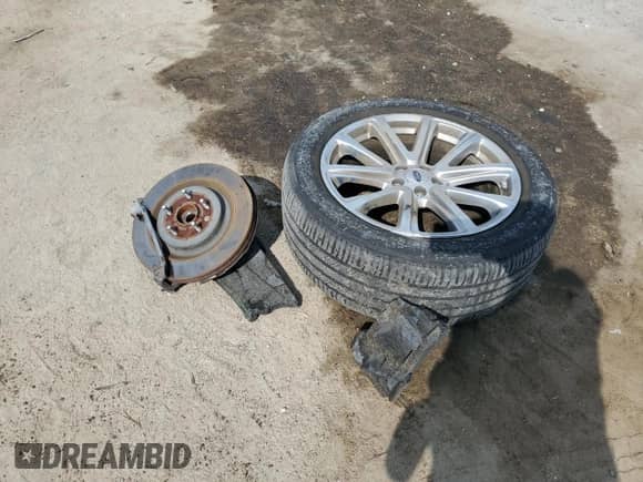 2017 Ford Explorer Limited z VIN 1FM5K7FH9HGB19511, wystawiony jako Copart lot #80189135 z przebiegiem 104 356 mil mil oraz Szkoda całkowita • Salvage title. Historia ofert i sprzedaży dostępna na DreamBid. Obrazek 13.