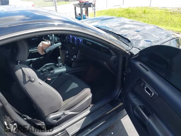 2015 Ford Mustang V6 с VIN 1FA6P8AMXF5314794, выставлен на аукционе IAAI как лот 43227792 с пробегом 93 826 миль миль и . История ставок и продаж доступна на DreamBid. Изображение 5.