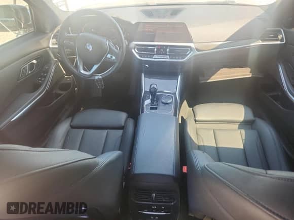 2021 BMW 3 Series 330i with VIN 3MW5R1J0XM8B51761, listed as a Copart auction lot 71713245 with 140,659 mi miles and Salvage title. Bid and sale history available at DreamBid. Image 8.