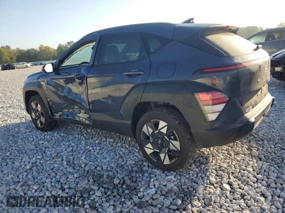 2024 Hyundai Kona SEL с VIN KM8HBCAB3RU096576, выставлен на аукционе Copart как лот 71036514 с пробегом 3 291 миль миль и Списание • Salvage title. История ставок и продаж доступна на DreamBid. Изображение 2.