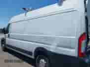 2023 Ram ProMaster Cargo z VIN 3C6MRVJG2PE526171, wystawiony jako IAAI lot #42381745 z przebiegiem 46 462 mil mil oraz . Historia ofert i sprzedaży dostępna na DreamBid. Obrazek 14.