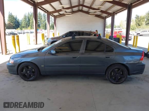 2004 Volvo S60 R с VIN YV1RH52YX42351678, выставлен на аукционе IAAI как лот 43316913 с пробегом 231 995 миль миль и . История ставок и продаж доступна на DreamBid. Изображение 14.