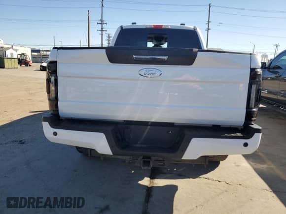 2020 Ford F-250 XL z VIN 1FT7W2BT2LEE69551, wystawiony jako Copart lot #90365015 z przebiegiem 62 604 mil mil oraz Szkoda całkowita • Salvage title. Historia ofert i sprzedaży dostępna na DreamBid. Obrazek 6.