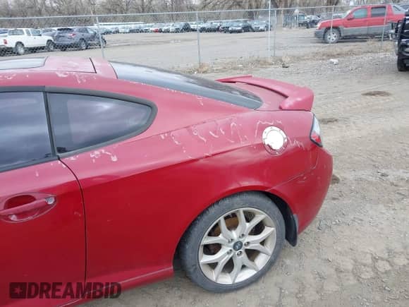 2007 Hyundai Tiburon GT с VIN KMHHN66F67U251509, выставлен на аукционе IAAI как лот 42115300 с пробегом 180 334 миль миль и . История ставок и продаж доступна на DreamBid. Изображение 6.
