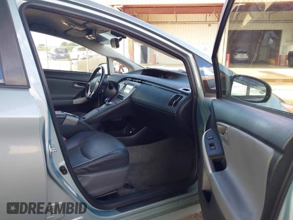 2013 Toyota Prius Two с VIN JTDKN3DU9D1687181, выставлен на аукционе IAAI как лот 43408117 с пробегом 162 541 миль миль и . История ставок и продаж доступна на DreamBid. Изображение 5.