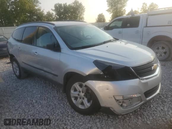 2017 Chevrolet Traverse LS с VIN 1GNKRFKD7HJ342933, выставлен на аукционе Copart как лот 71487345 с пробегом 177 397 миль миль и Списание • Salvage title. История ставок и продаж доступна на DreamBid. Изображение 4.