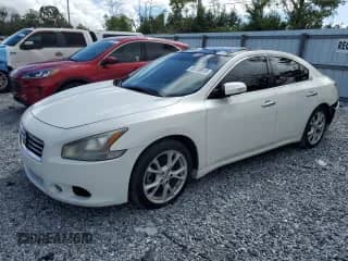 2013 Nissan Maxima SV with VIN 1N4AA5AP8DC811825, listed as a Copart auction lot 85740615 with 192,413 mi miles and Salvage title. Bid and sale history available at DreamBid. Image 1.