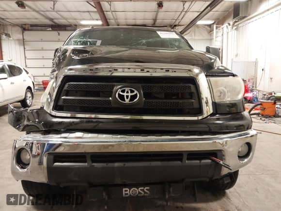 2012 Toyota Tundra с VIN 5TFUM5F13CX027580, выставлен на аукционе IAAI как лот 42296982 с пробегом 288 475 миль миль и . История ставок и продаж доступна на DreamBid. Изображение 12.