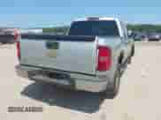 2011 Chevrolet Silverado 1500 LS z VIN 3GCPKREA4BG185697, wystawiony jako IAAI lot #42618742 z przebiegiem 189 082 mil mil oraz . Historia ofert i sprzedaży dostępna na DreamBid. Obrazek 4.