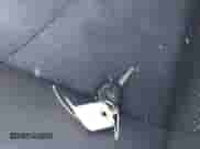 2008 Toyota Camry LE z VIN 4T1BE46K68U236680, wystawiony jako IAAI lot #42833495 z przebiegiem 86 072 mil mil oraz . Historia ofert i sprzedaży dostępna na DreamBid. Obrazek 11.