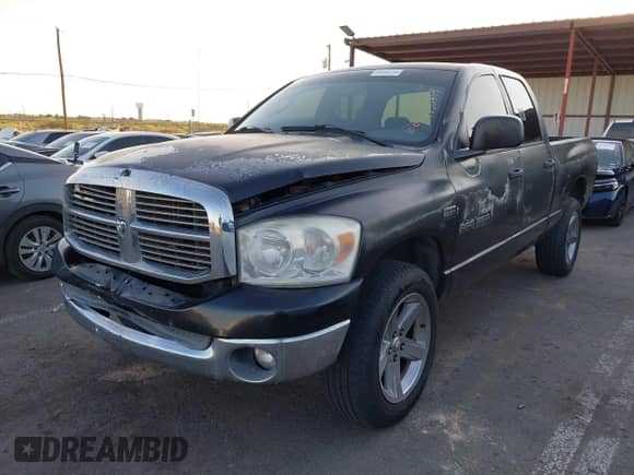 2007 Dodge 1500 SLT с VIN 1D7HU18227S230095, выставлен на аукционе IAAI как лот 43351459 с пробегом 173 184 миль миль и . История ставок и продаж доступна на DreamBid. Изображение 2.