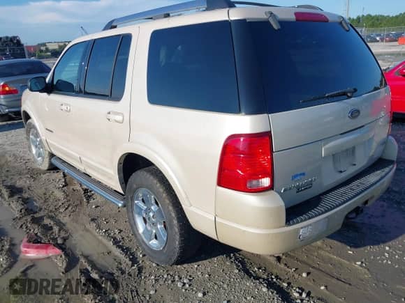 2005 Ford Explorer с VIN 1FMZU65K35ZA04485, выставлен на аукционе IAAI как лот 42994137 с пробегом 140 887 миль миль и . История ставок и продаж доступна на DreamBid. Изображение 3.
