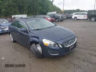 2012 Volvo S60 T6 с VIN YV1902FH5C2038827, выставлен на аукционе IAAI как лот 42860167 с пробегом 78 984 миль миль и . История ставок и продаж доступна на DreamBid. Изображение 1.