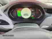 2018 Chevrolet Bolt EV Premier с VIN 1G1FX6S05J4140277, выставлен на аукционе Copart как лот 67034175 с пробегом 77 038 миль миль и Списание • Salvage title. История ставок и продаж доступна на DreamBid. Изображение 9.