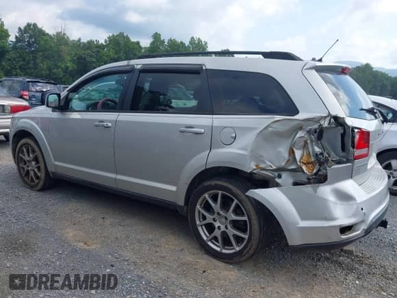 2014 Dodge Journey R/T z VIN 3C4PDDEG7ET139410, wystawiony jako IAAI lot #42808542 z przebiegiem 185 712 mil mil oraz . Historia ofert i sprzedaży dostępna na DreamBid. Obrazek 6.