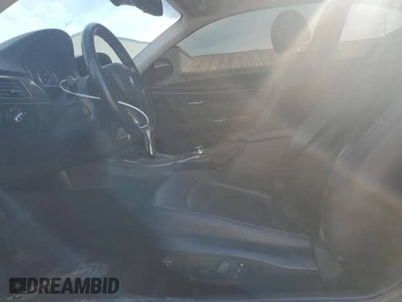 2011 BMW 3 Series 328i xDrive с VIN WBAKF3C57BE442745, выставлен на аукционе Copart как лот 86274525 с пробегом 203 227 миль миль и Списание • Salvage title. История ставок и продаж доступна на DreamBid. Изображение 7.