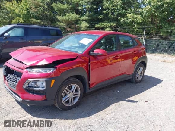 2021 Hyundai Kona SE с VIN KM8K12AA8MU645143, выставлен на аукционе IAAI как лот 43177394 с пробегом 104 200 миль миль и . История ставок и продаж доступна на DreamBid. Изображение 18.