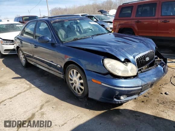 2002 Hyundai Sonata GLS with VIN KMHWF35H52A717219, listed as a Copart auction lot 47214945 with 109,787 mi miles and Salvage title. Bid and sale history available at DreamBid. Image 4.