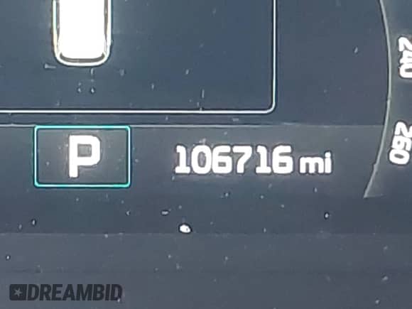 2016 Kia Sorento SX z VIN 5XYPKDA54GG002087, wystawiony jako IAAI lot #43437977 z przebiegiem 106 716 mil mil oraz . Historia ofert i sprzedaży dostępna na DreamBid. Obrazek 16.