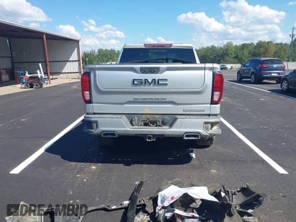 2021 GMC Sierra 1500 Elevation с VIN 3GTU9CET6MG302826, выставлен на аукционе IAAI как лот 43319173 с пробегом 91 671 миль миль и . История ставок и продаж доступна на DreamBid. Изображение 17.