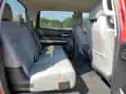 2021 Toyota Tundra SR5 с VIN 5TFEY5F1XMX291177, выставлен на аукционе Copart как лот 81061525 с пробегом 82 467 миль миль и Списание • Salvage title. История ставок и продаж доступна на DreamBid. Изображение 10.