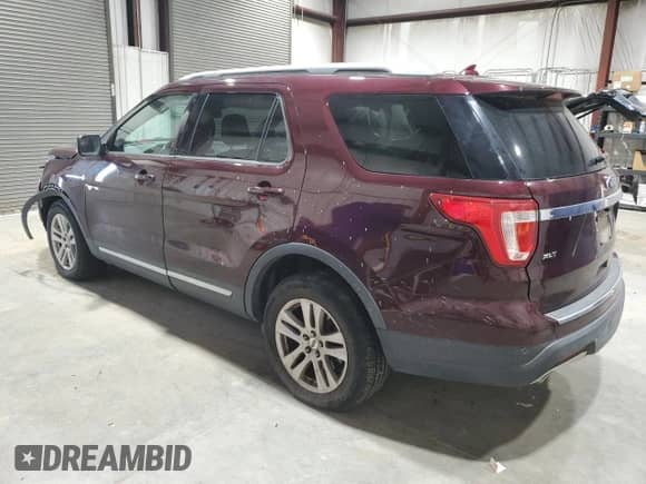 2018 Ford Explorer XLT с VIN 1FM5K8D81JGB50279, выставлен на аукционе Copart как лот 82219685 с пробегом 96 496 миль миль и Списание • Salvage title. История ставок и продаж доступна на DreamBid. Изображение 2.