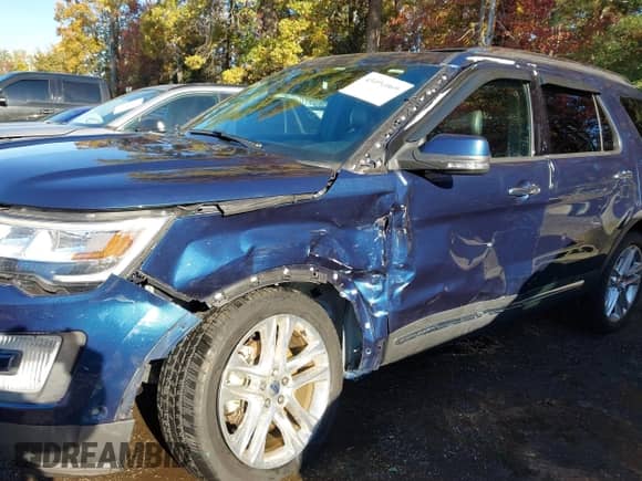 2017 Ford Explorer Limited z VIN 1FM5K8F86HGD80147, wystawiony jako IAAI lot #43491069 z przebiegiem 47 148 mil mil oraz . Historia ofert i sprzedaży dostępna na DreamBid. Obrazek 6.