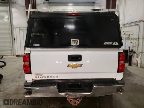 2015 Chevrolet Silverado 3500 с VIN 1GC0KYEG1FZ521652, выставлен на аукционе Copart как лот 70467464 с пробегом 200 739 миль миль и Списание • Salvage title. История ставок и продаж доступна на DreamBid. Изображение 6.