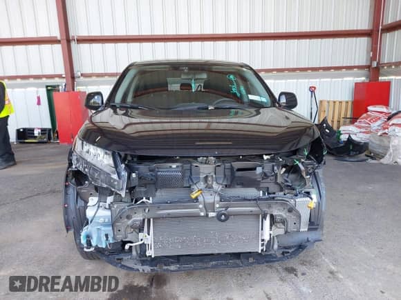 2023 Mitsubishi Outlander ES z VIN JA4ARUAU9PU013541, wystawiony jako IAAI lot #42392348 z przebiegiem 27 760 mil mil oraz . Historia ofert i sprzedaży dostępna na DreamBid. Obrazek 13.