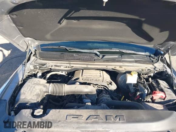 2020 Ram 1500 Big Horn z VIN 1C6RREFT2LN160536, wystawiony jako IAAI lot #41259381 z przebiegiem 101 105 mil mil oraz . Historia ofert i sprzedaży dostępna na DreamBid. Obrazek 10.