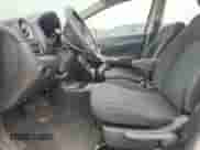 2015 Nissan Note SV с VIN 3N1CE2CP3FL369193, выставлен на аукционе Copart как лот 82022865 с пробегом 129 352 миль миль и Чистый • Clean title. История ставок и продаж доступна на DreamBid. Изображение 7.