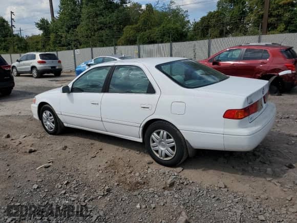2001 Toyota Camry LE with VIN JT2BF22K310336026, listed as a Copart auction lot 80498085 with 41,227 mi miles and Clean title. Bid and sale history available at DreamBid. Image 2.
