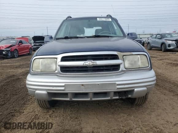 2001 Chevrolet Tracker LT with VIN 2CNBJ634716943286, listed as a Copart auction lot 44411025 with 161,513 mi miles and Salvage title. Bid and sale history available at DreamBid. Image 5.