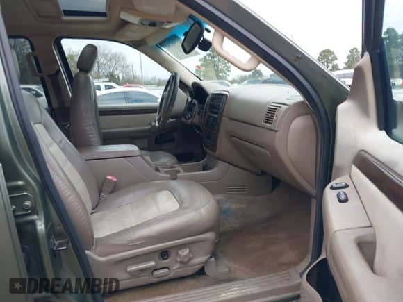 2004 Ford Explorer Eddie Bauer with VIN 1FMZU74WX4UA54743, listed as a IAAI auction lot 41190762 with 168,093 mi miles and . Bid and sale history available at DreamBid. Image 5.