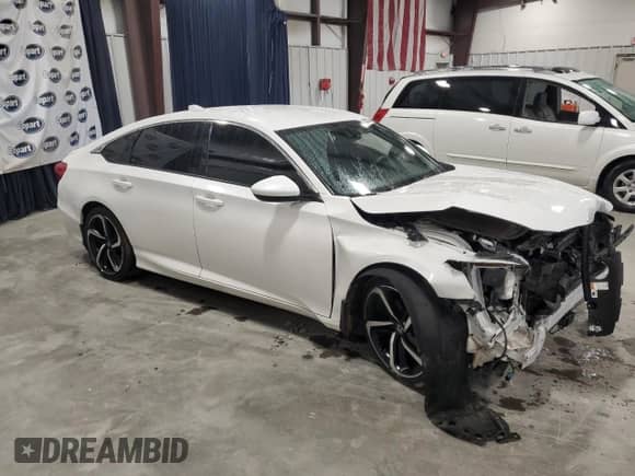 2019 Honda Accord Sport с VIN 1HGCV1F32KA062360, выставлен на аукционе Copart как лот 70623105 с пробегом Не указан миль и Списание • Salvage title. История ставок и продаж доступна на DreamBid. Изображение 4.