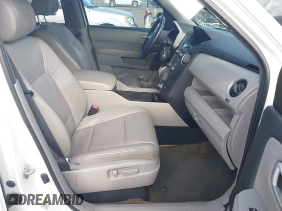 2014 Honda Pilot EX-L z VIN 5FNYF3H65EB016246, wystawiony jako IAAI lot #42656247 z przebiegiem 185 165 mil mil oraz . Historia ofert i sprzedaży dostępna na DreamBid. Obrazek 5.