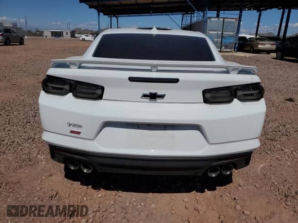 2023 Chevrolet Camaro 1SS z VIN 1G1FF1R70P0160669, wystawiony jako Copart lot #84432475 z przebiegiem 11 821 mil mil oraz Szkoda całkowita • Salvage title. Historia ofert i sprzedaży dostępna na DreamBid. Obrazek 6.