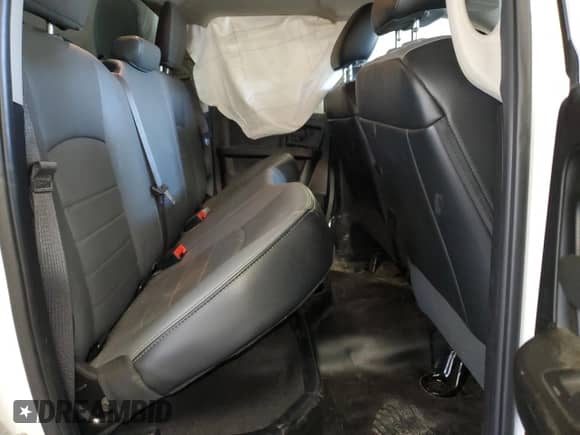 2022 Ram 1500 Tradesman z VIN 1C6RR7FG6NS187886, wystawiony jako Copart lot #59034085 z przebiegiem 42 012 mil mil oraz Szkoda całkowita • Salvage title. Historia ofert i sprzedaży dostępna na DreamBid. Obrazek 10.