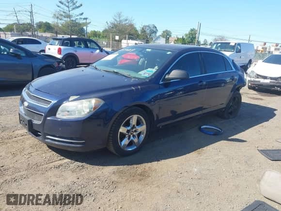 2009 Chevrolet Malibu 1FL z VIN 1G1ZG57B594215833, wystawiony jako IAAI lot #43346844 z przebiegiem 177 855 mil mil oraz . Historia ofert i sprzedaży dostępna na DreamBid. Obrazek 2.