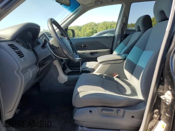 2007 Honda Pilot EX with VIN 5FNYF18467B030274, listed as a Copart auction lot 71403515 with 203,539 mi miles and Clean title. Bid and sale history available at DreamBid. Image 7.