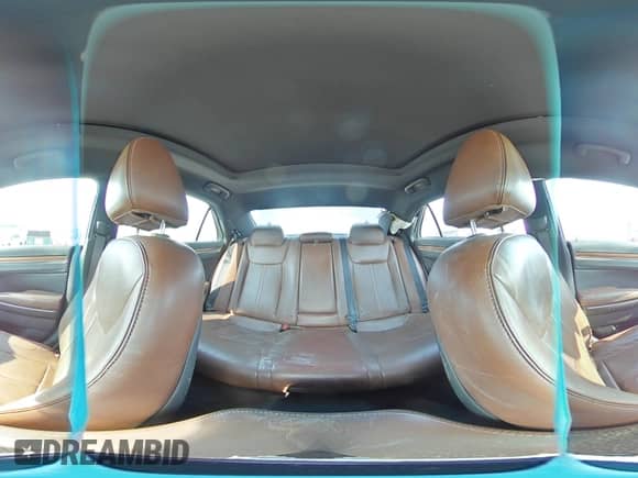 2014 Chrysler 300 C John Varvatos Luxury Edition с VIN 2C3CCADG9EH180913, выставлен на аукционе Copart как лот 62553235 с пробегом 189 610 миль миль и Списание • Salvage title. История ставок и продаж доступна на DreamBid. Изображение 15.