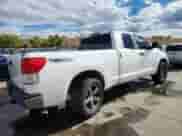 2012 Toyota Tundra z VIN 5TFUY5F18CX256325, wystawiony jako Copart lot #83874035 z przebiegiem 276 711 mil mil oraz Szkoda całkowita • Salvage title. Historia ofert i sprzedaży dostępna na DreamBid. Obrazek 3.