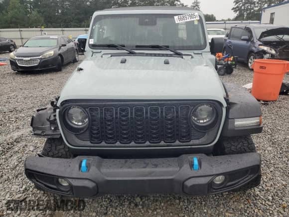 2024 Jeep Wrangler Willys с VIN 1C4RJXN64RW194178, выставлен на аукционе Copart как лот 66897905 с пробегом 10 616 миль миль и Списание • Salvage title. История ставок и продаж доступна на DreamBid. Изображение 5.