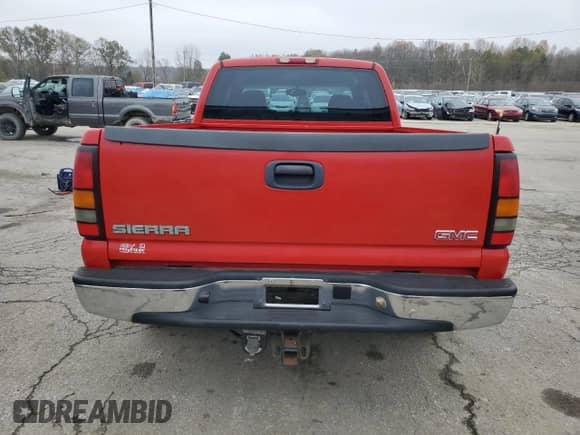 2006 GMC Sierra 1500 with VIN 1GTEC19X76Z284704, listed as a Copart auction lot 79661334 with 288,934 mi miles and Clean title. Bid and sale history available at DreamBid. Image 6.