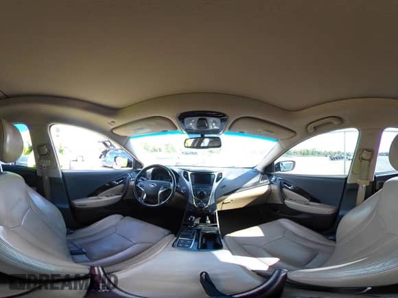 2012 Hyundai Azera z VIN KMHFH4JG4CA152444, wystawiony jako IAAI lot #43466865 z przebiegiem 179 862 mil mil oraz . Historia ofert i sprzedaży dostępna na DreamBid. Obrazek 18.