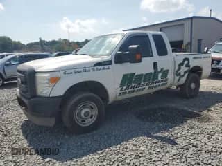 2013 Ford F-250 XL с VIN 1FT7X2B66DEA81666, выставлен на аукционе Copart как лот 65623755 с пробегом 330 532 миль миль и Списание • Salvage title. История ставок и продаж доступна на DreamBid. Изображение 1.