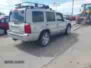 2007 Jeep Commander Limited с VIN 1J8HG58P77C635747, выставлен на аукционе IAAI как лот 42474477 с пробегом 173 950 миль миль и . История ставок и продаж доступна на DreamBid. Изображение 4.