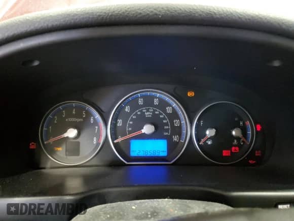 2008 Hyundai Santa Fe SE с VIN 5NMSH13E48H190296, выставлен на аукционе Copart как лот 70781085 с пробегом 278 589 миль миль и Списание • Salvage title. История ставок и продаж доступна на DreamBid. Изображение 9.